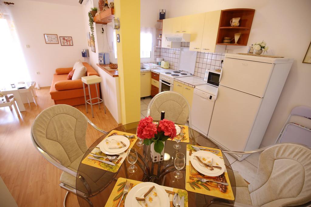 Apartment Zrinka Ist Extérieur photo