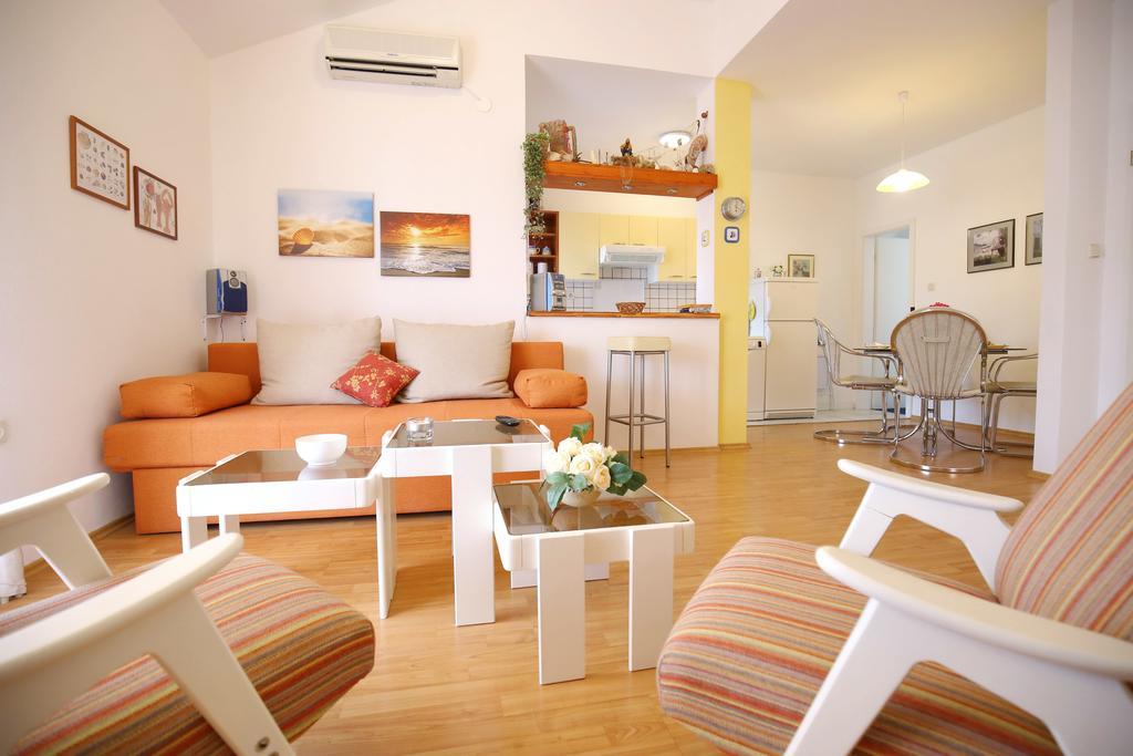 Apartment Zrinka Ist Extérieur photo